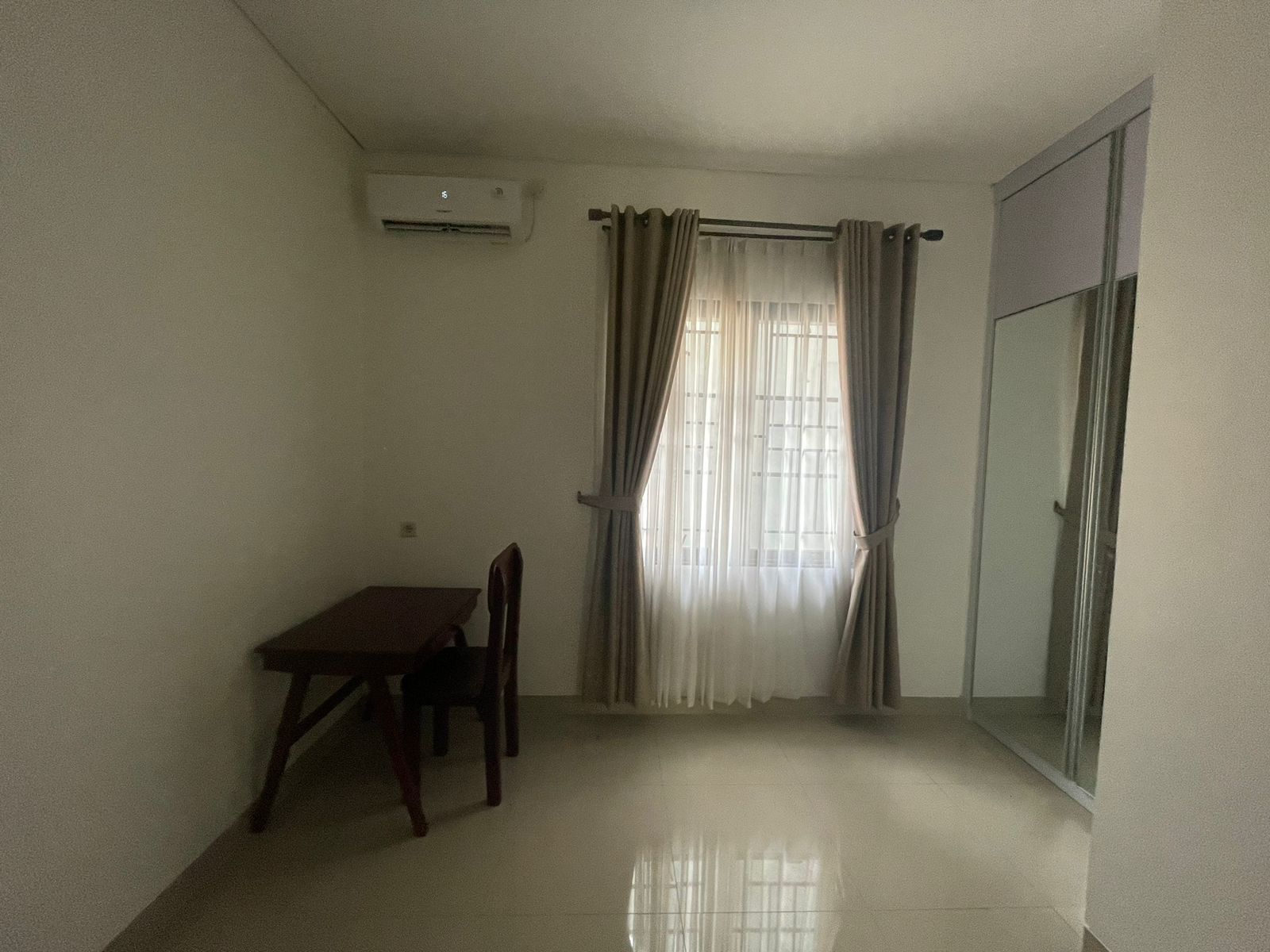 Rumah Disewakan Fully Furnished di Cluster Cosmo Lippo Cikarang